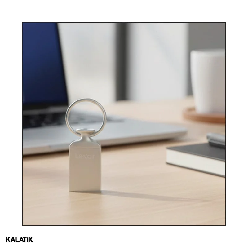 فلش مموری لکسار مدل JumpDrive M22 ظرفیت 32 گیگابایت